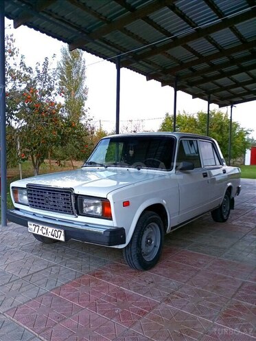 LADA (VAZ) 2107 2009, 181,000 km - 1.6 л - Salyan