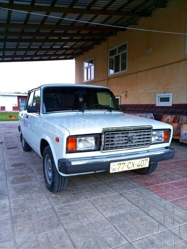 LADA (VAZ) 2107 2009, 181,000 km - 1.6 л - Salyan