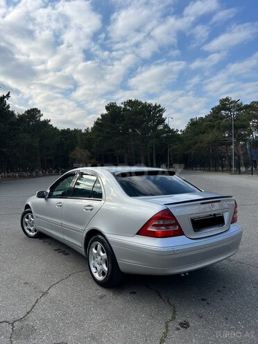 Mercedes C 200 2001, 323,000 km - 2.0 л - Sumqayıt