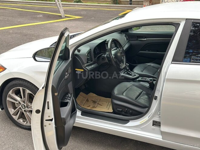 Hyundai Elantra 2016, 97,000 km - 2.0 l - Bakı