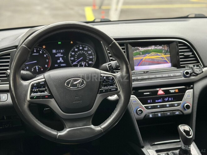 Hyundai Elantra 2016, 97,000 km - 2.0 l - Bakı