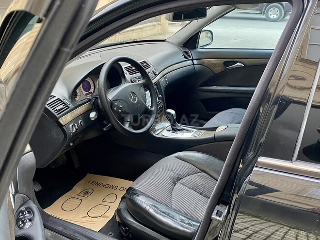 Mercedes E 220 d 2002, 246,000 km - 2.2 l - Bakı