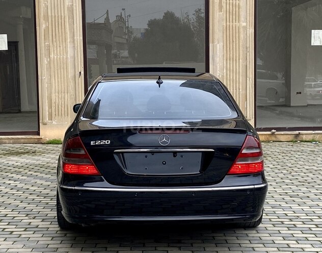 Mercedes E 220 d 2002, 246,000 km - 2.2 l - Bakı