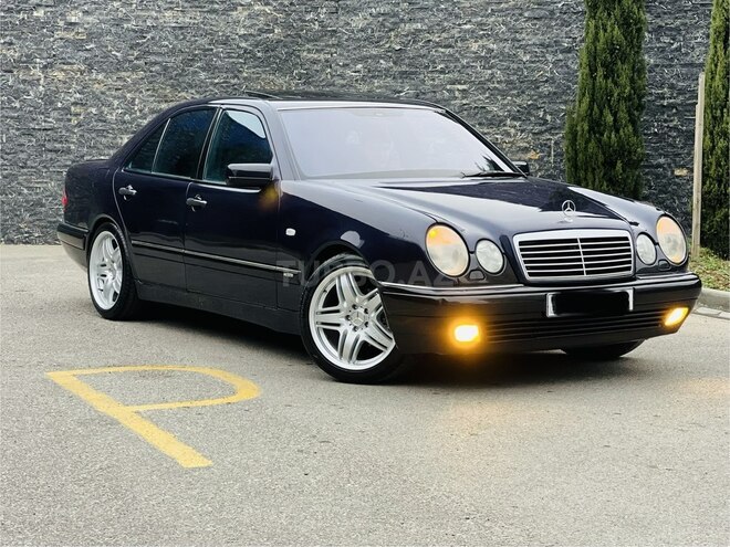 Mercedes E 230 1996, 342,000 km - 2.3 l - Bakı