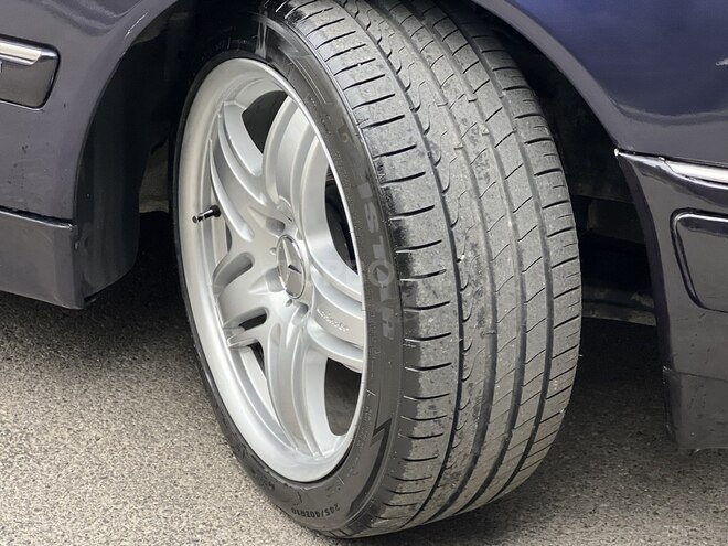 Mercedes E 230 1996, 342,000 km - 2.3 l - Bakı