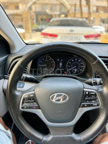 Hyundai Elantra 2017, 262,629 km - 2.0 l - Bakı
