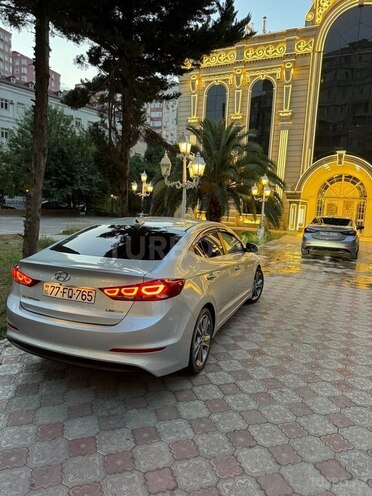 Hyundai Elantra 2017, 262,629 km - 2.0 l - Bakı