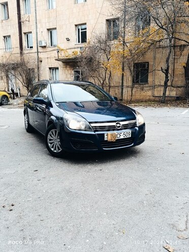 Opel Astra 2006, 385,000 km - 1.3 л - Bakı