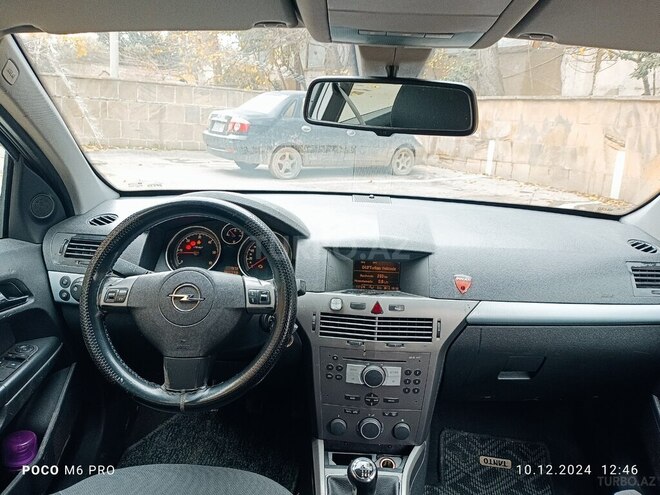 Opel Astra 2006, 385,000 km - 1.3 л - Bakı
