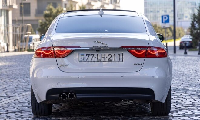 Jaguar XF 2016, 152,000 km - 2.0 l - Bakı