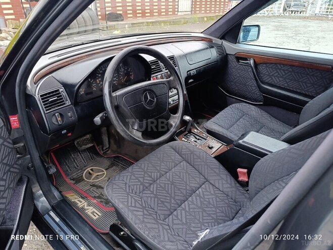Mercedes C 220 1994, 600,000 km - 2.2 l - Bakı