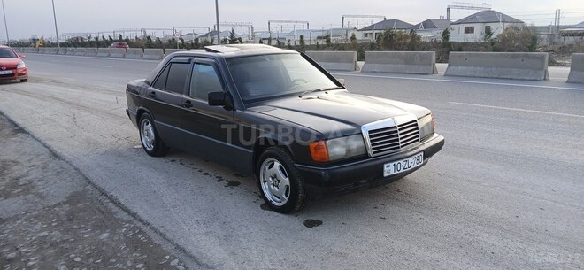 Mercedes 190 1992, 245,678 km - 1.8 l - Sumqayıt