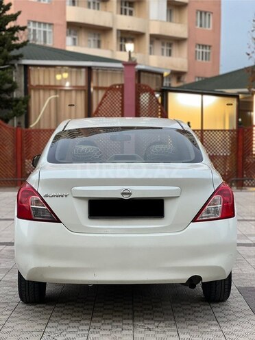 Nissan Sunny 2013, 211,200 km - 1.5 л - Sumqayıt