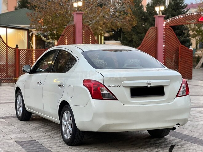 Nissan Sunny 2013, 211,200 km - 1.5 л - Sumqayıt