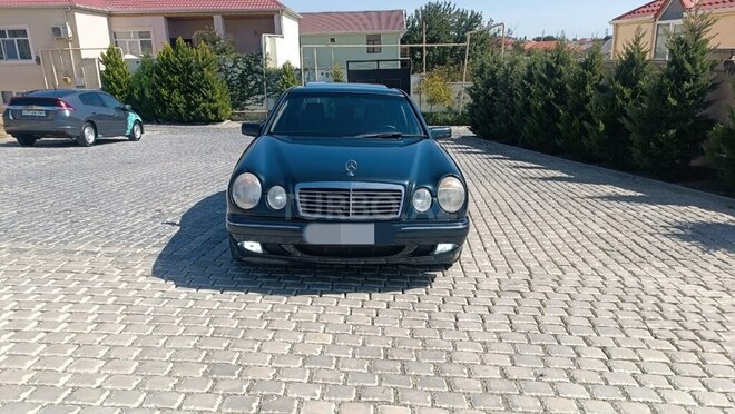 Mercedes E 220 d 1999, 389,000 km - 2.2 л - Bakı