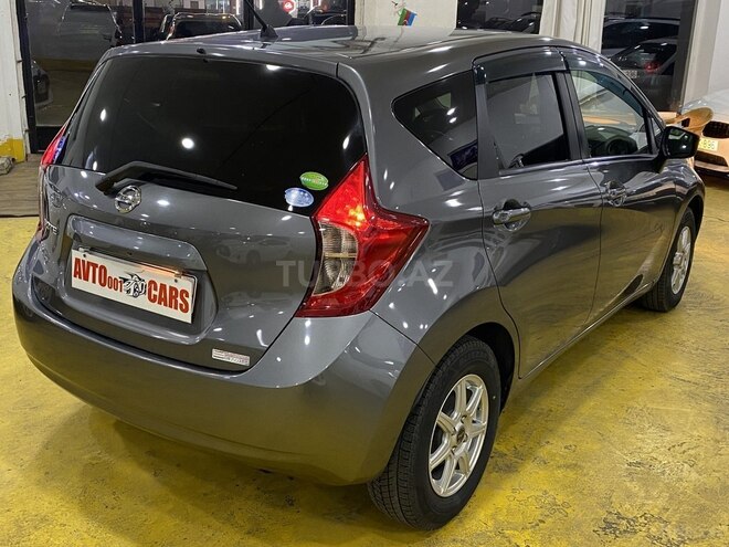 Nissan Note-8