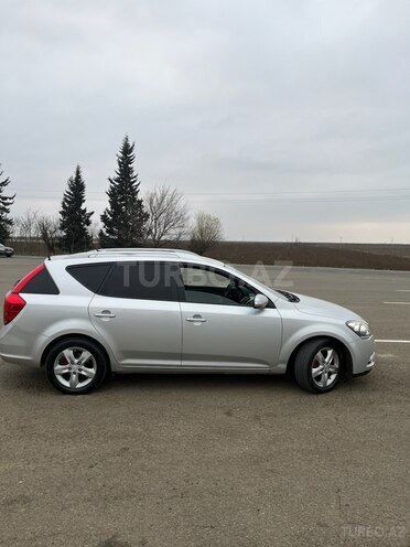 Kia Ceed 2011, 207,000 km - 1.6 l - Cəlilabad