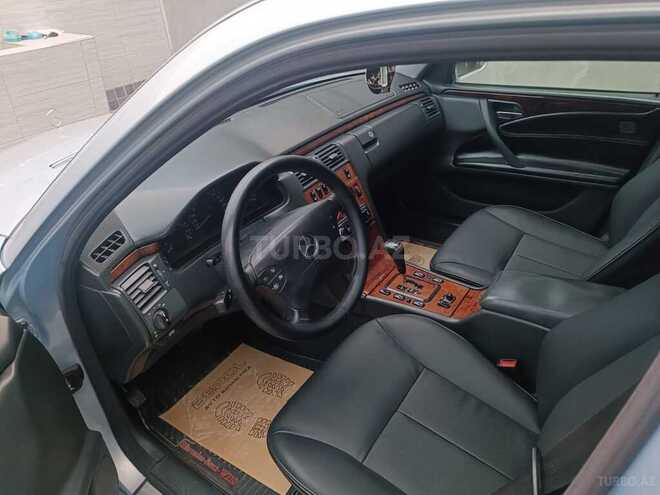 Mercedes E 240 1999, 267,400 km - 2.4 л - Gəncə