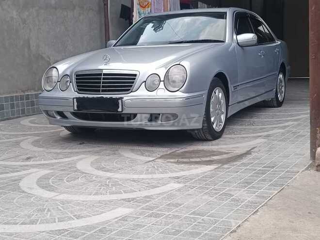 Mercedes E 240 1999, 267,400 km - 2.4 л - Gəncə