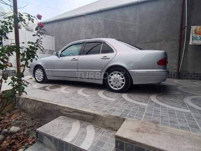 Mercedes E 240 1999, 267,400 km - 2.4 л - Gəncə