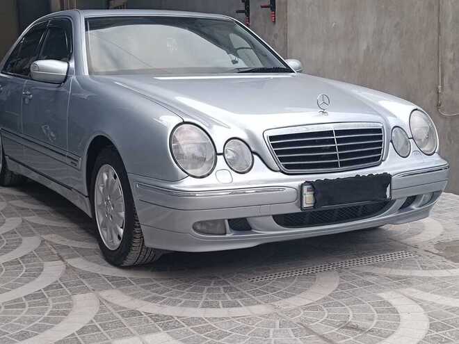 Mercedes E 240 1999, 267,400 km - 2.4 л - Gəncə