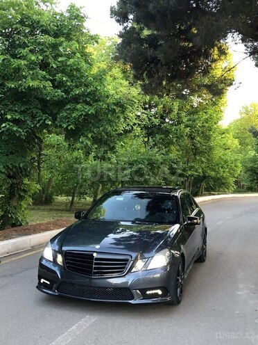 Mercedes E 250 2011, 265,000 km - 1.8 l - Bakı