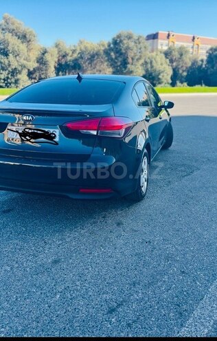 Kia Cerato 2017, 105,900 km - 2.0 l - Bakı