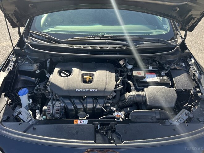 Kia Cerato 2017, 105,900 km - 2.0 l - Bakı