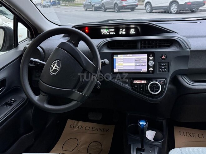 Toyota Aqua 2019, 57,000 km - 1.5 l - Bakı