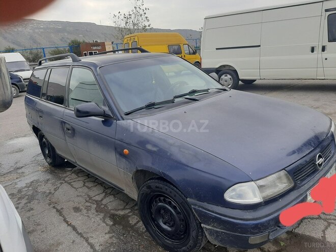 Opel Astra 1997, 250,000 km - 1.6 l - Bakı