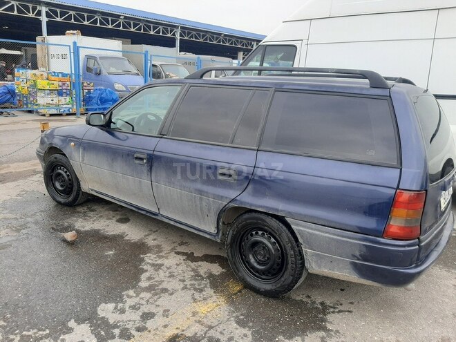 Opel Astra 1997, 250,000 km - 1.6 l - Bakı