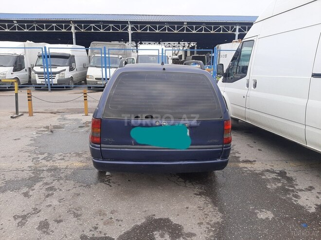 Opel Astra 1997, 250,000 km - 1.6 l - Bakı