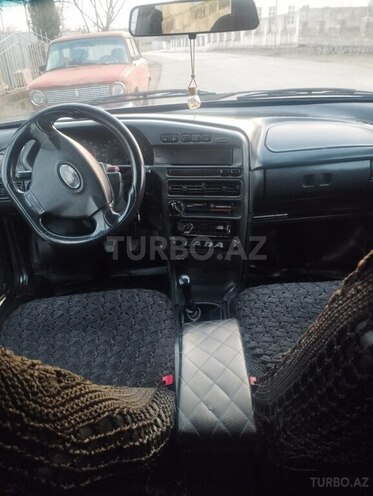 LADA (VAZ) 21099 2000, 450,000 km - 1.5 л - Qax