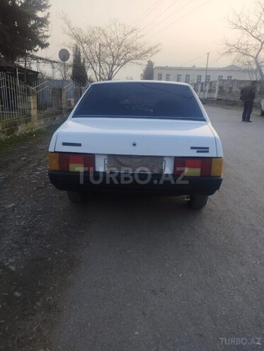 LADA (VAZ) 21099 2000, 450,000 km - 1.5 л - Qax