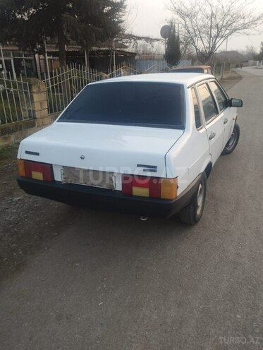 LADA (VAZ) 21099 2000, 450,000 km - 1.5 л - Qax