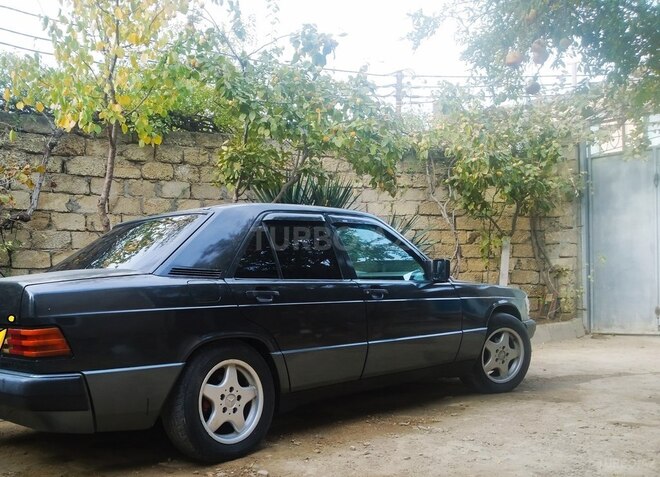 Mercedes 190 1991, 187,120 km - 1.8 л - Bakı
