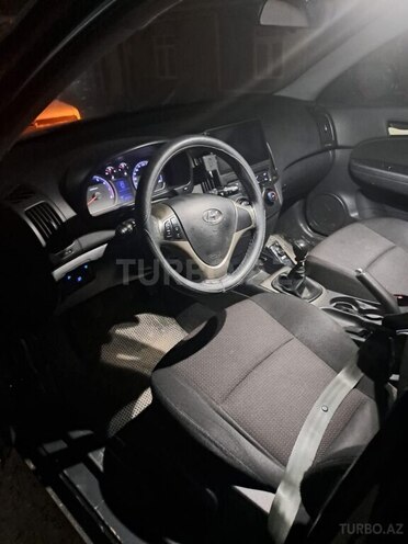 Hyundai i30 2009, 200,000 km - 1.4 л - Bakı