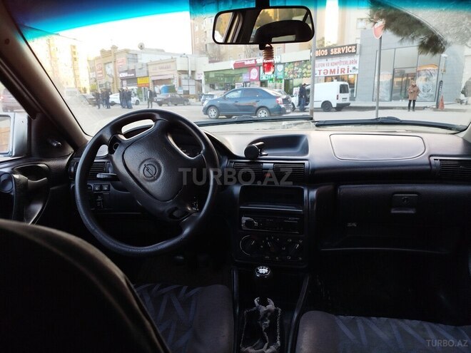 Opel Astra 1996, 390,000 km - 1.6 l - Sumqayıt