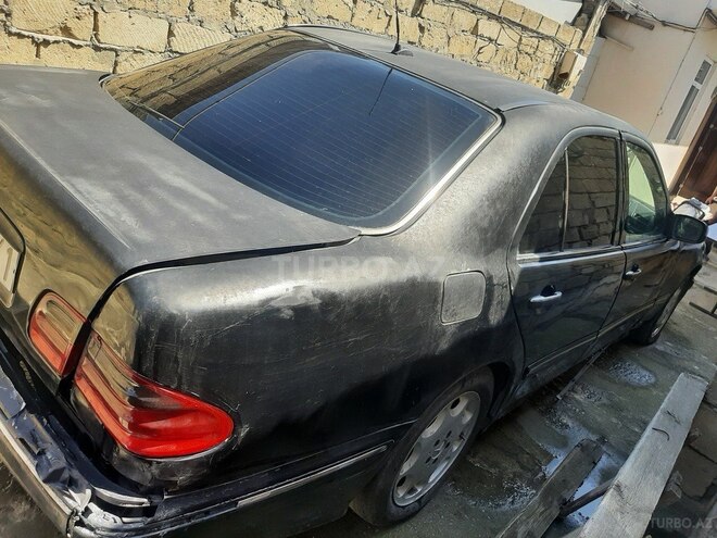Mercedes E 220 d 2000, 546,899 km - 2.2 л - Bakı