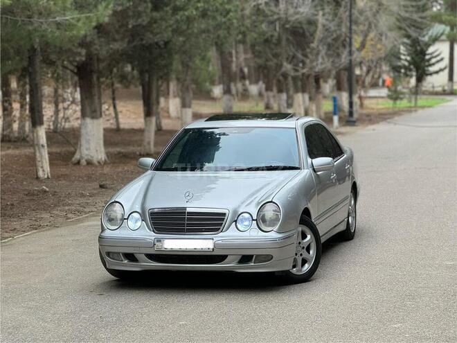 Mercedes E 220 d 2001, 453,274 km - 2.2 l - Sumqayıt