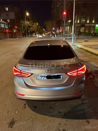 Hyundai Elantra 2015, 177,000 km - 1.8 l - Bakı