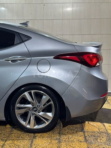 Hyundai Elantra 2015, 177,000 km - 1.8 l - Bakı