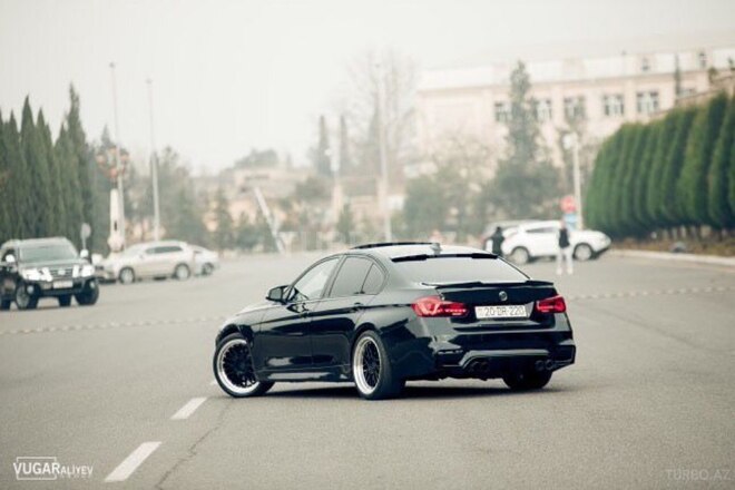 BMW 328 2013, 281,635 km - 2.0 l - Gəncə