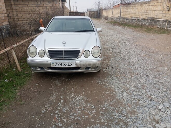 Mercedes E 240 1999, 200,000 km - 2.4 l - Şəki