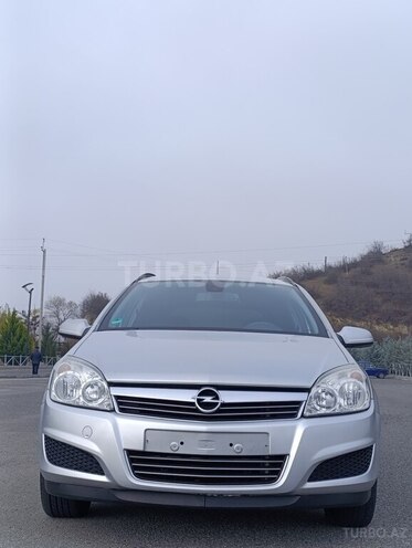 Opel Astra 2009, 221,668 km - 1.4 l - Şəki