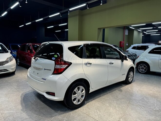 Nissan Note-10
