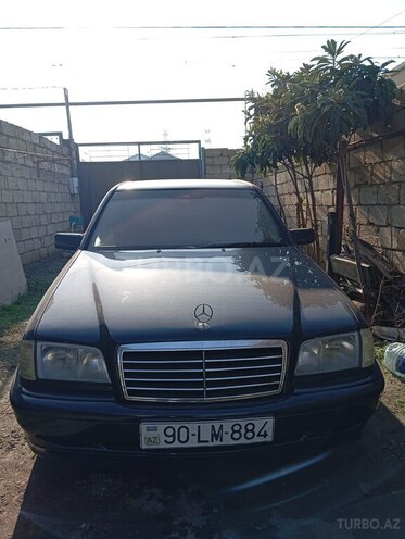 Mercedes C 240 2000, 439,013 km - 2.4 l - Xırdalan