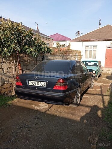 Mercedes C 240 2000, 439,013 km - 2.4 l - Xırdalan
