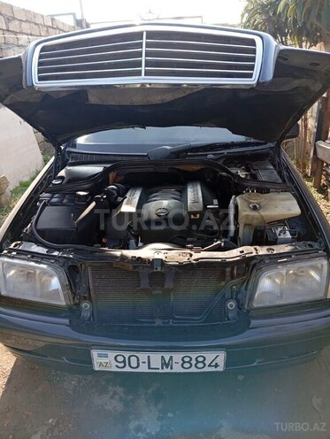 Mercedes C 240 2000, 439,013 km - 2.4 l - Xırdalan