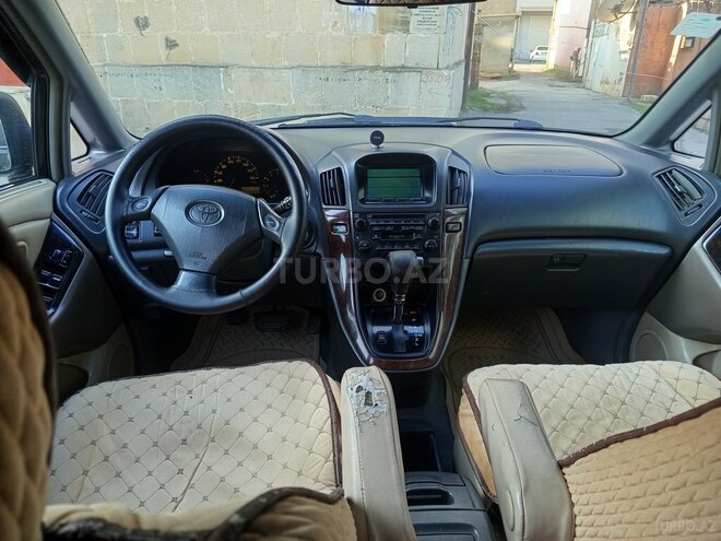 Toyota Harrier 2001, 228,000 km - 2.2 l - Bakı